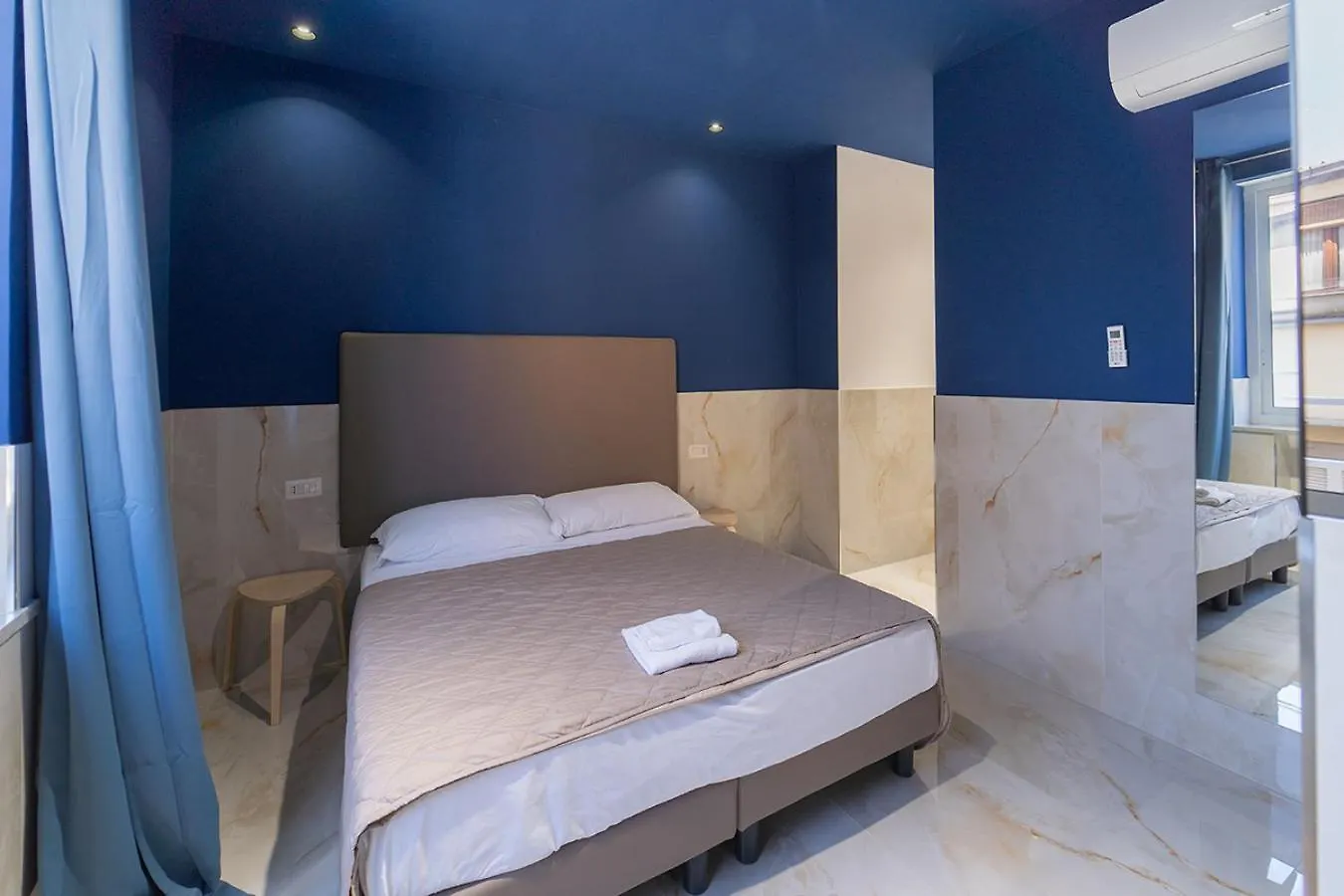 Greros H. Porto Napoli Centro, By Clapa Group Dislocated Hospitality Hotel Guest house Naples