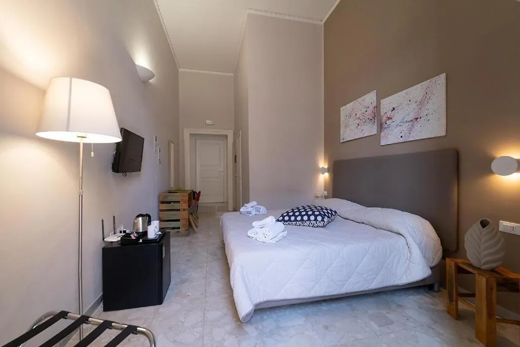 Guest house Greros H. Porto Napoli Centro, By Clapa Group Dislocated Hospitality Hotel