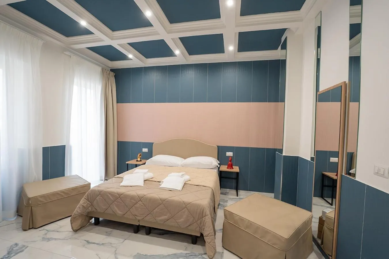 Greros H. Porto Napoli Centro, By Clapa Group Dislocated Hospitality Hotel 0*, Naples Italy