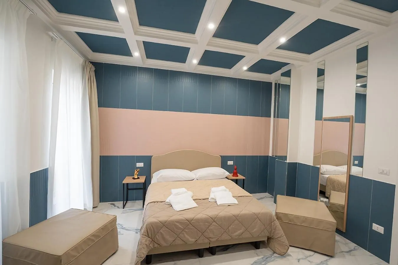 Guest house Greros H. Porto Napoli Centro, By Clapa Group Dislocated Hospitality Hotel