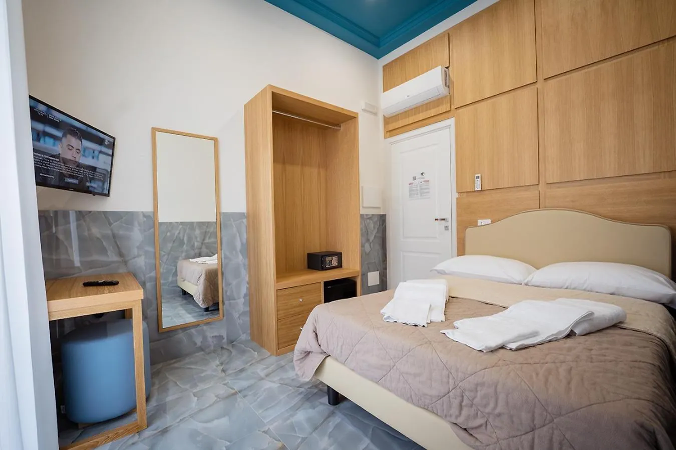 Greros H. Porto Napoli Centro, By Clapa Group Dislocated Hospitality Hotel Naples