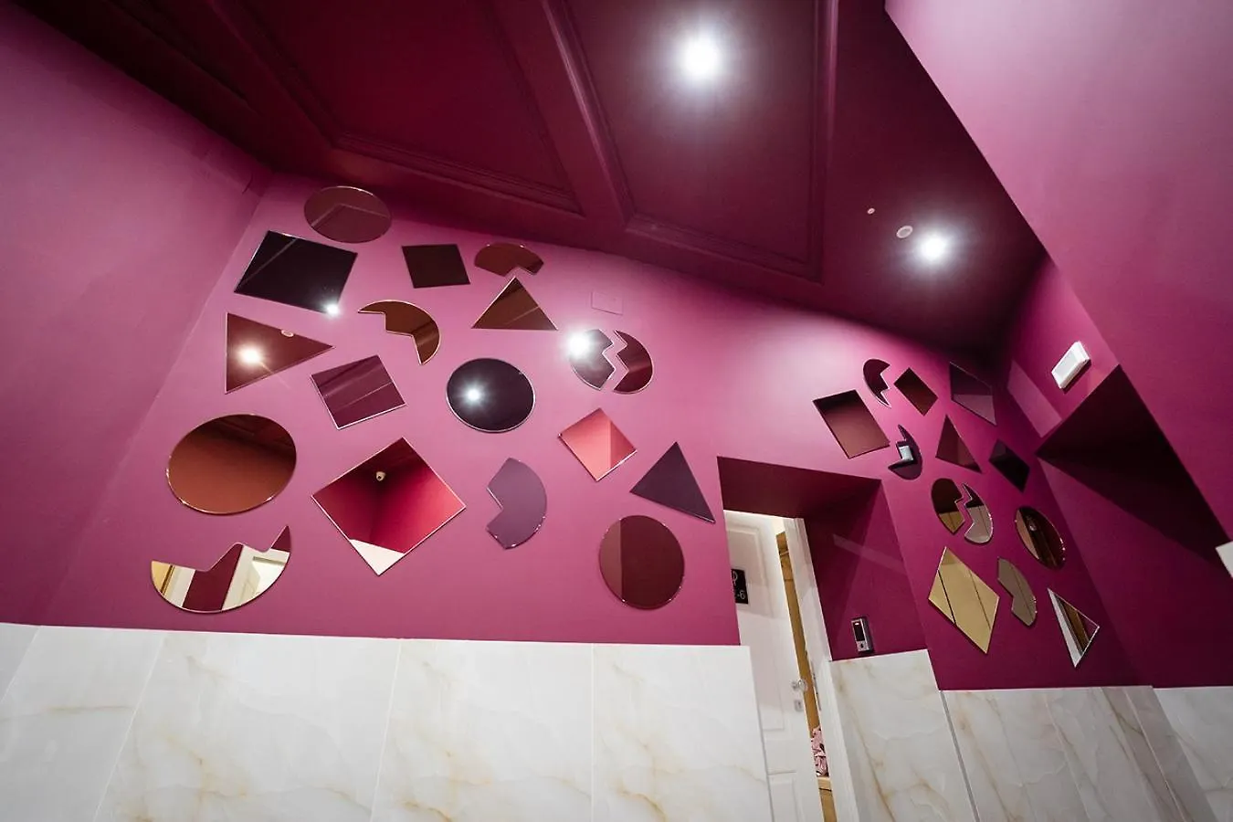 Greros H. Porto Napoli Centro, By Clapa Group Dislocated Hospitality Hotel 0*, Naples Italy