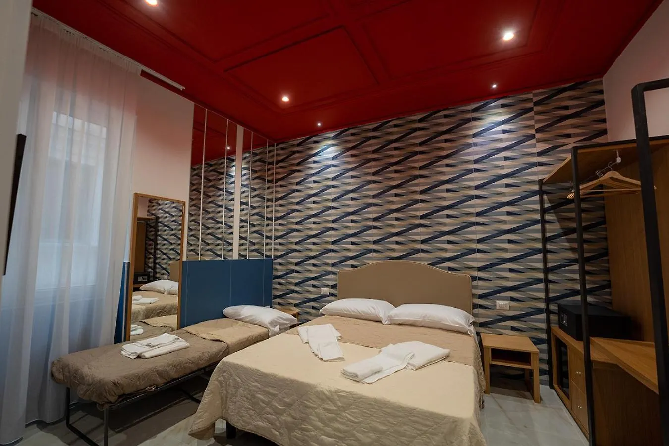 Guest house Greros H. Porto Napoli Centro, By Clapa Group Dislocated Hospitality Hotel