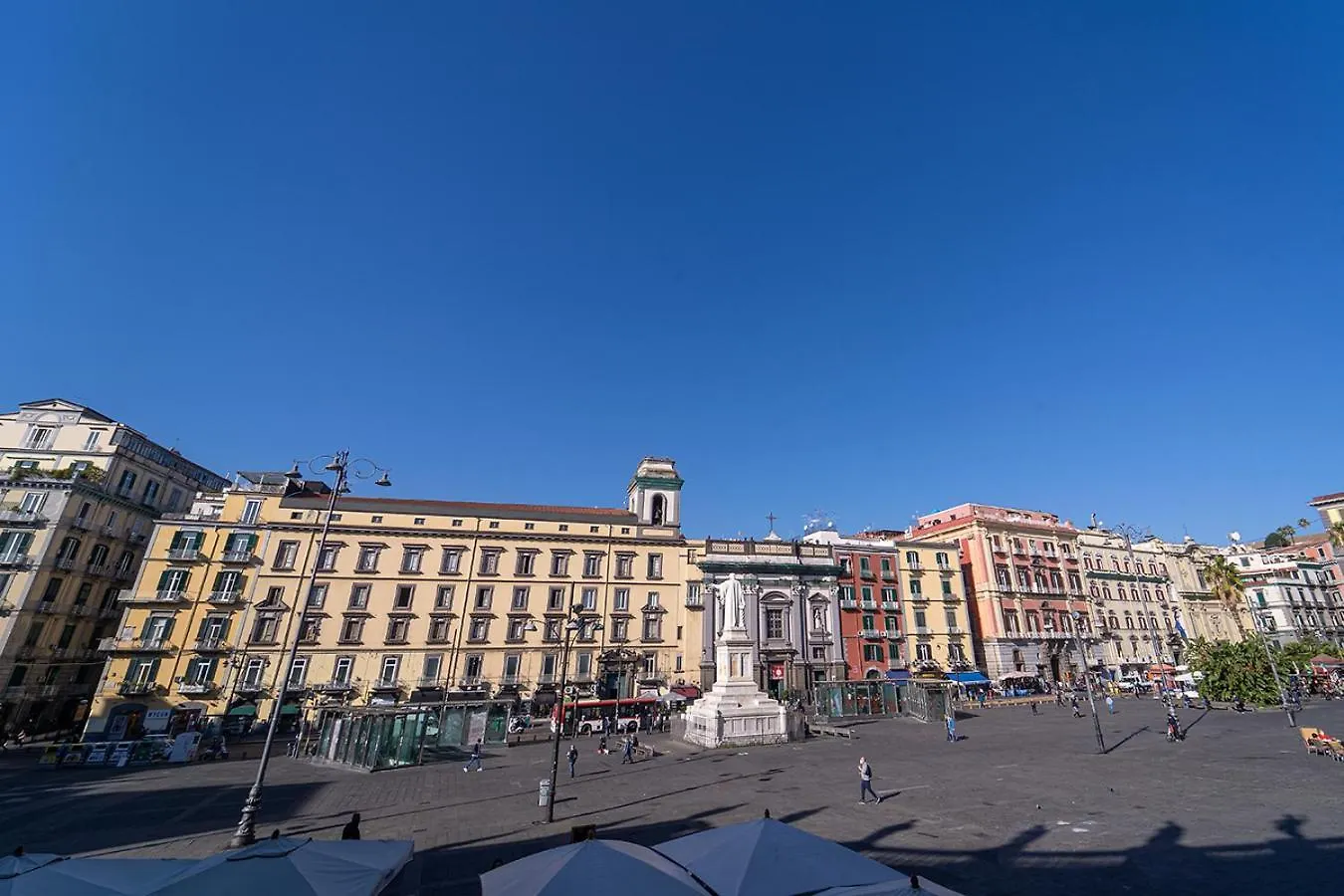 Gasthuis Greros H. Porto Napoli Centro, By Clapa Group Dislocated Hospitality Hotel
